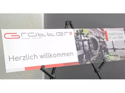 Vertrauen Sie auf Erfahrung. Als Familienunternehmen legen wir besonderen Wert auf langfristige und ehrliche Beziehungen zu unseren Kunden und Mitarbeitern. Wir arbeiten aus Hombrechtikon in der Schweiz und entwickeln Produkte mit Eigenschaften, die unseren Kunden direkte wirtschaftliche und technologische Vorteile verschaffen..jpg